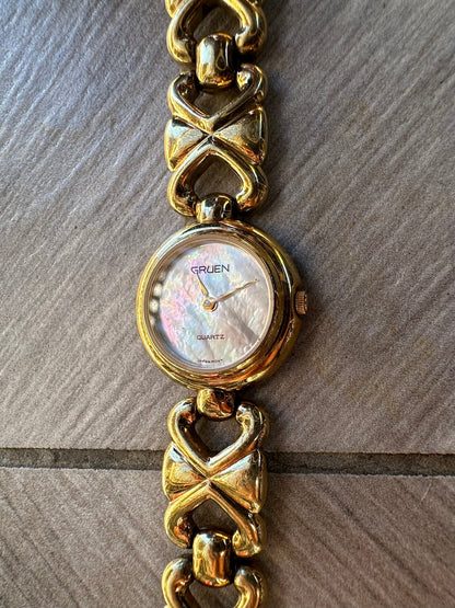 Vintage Greun Mother of Pearl Watch Choker