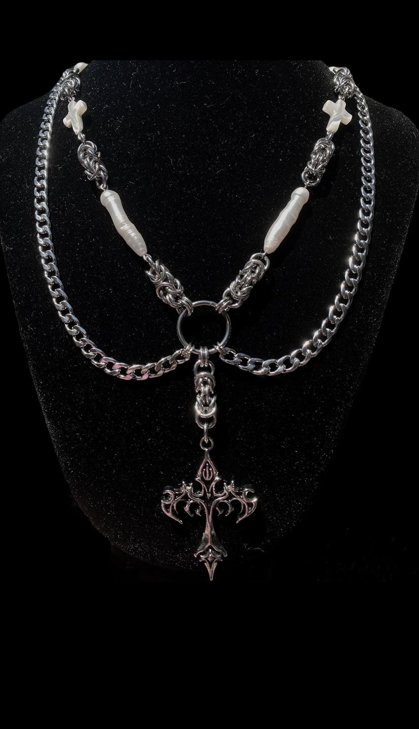 Alternative Cross Chainmail Necklace