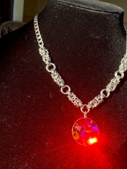 Chainmail Necklace With Shiny Raimbow “Suncatcher” Charm