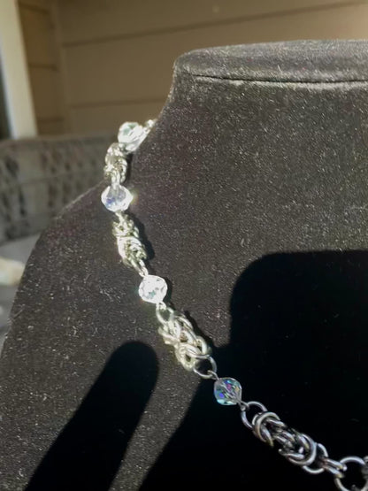 Vintage Glass Chainmaile Drop Necklaceee